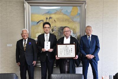 令和8年3月19日（木曜日）加藤神社様からの熊本城災害復旧支援金への寄附金贈呈