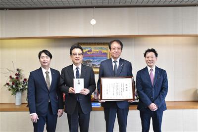 有限会社福田屋様からの寄付金贈呈